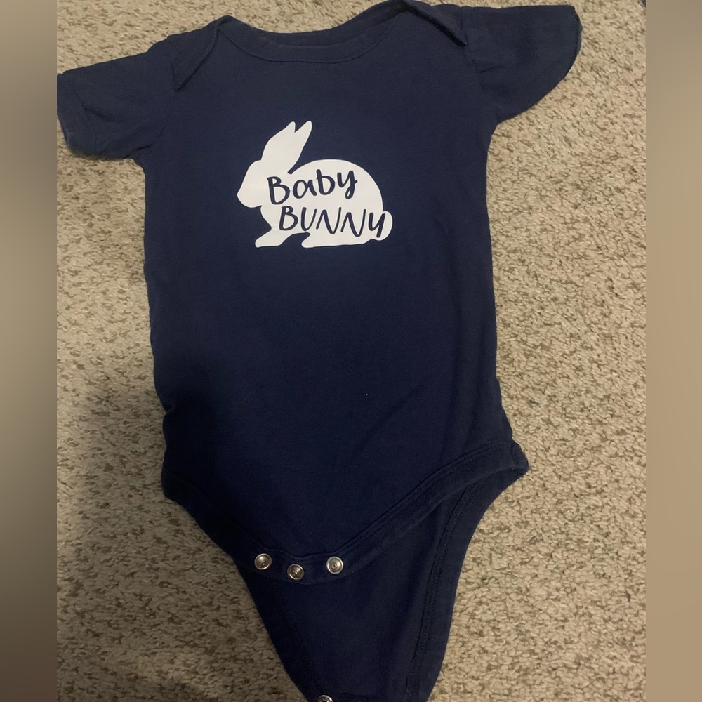 18-24 month navy blue baby bunny shortsleeved onesie